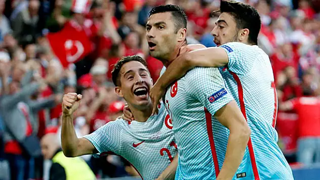 Türkiye 2 - Çek Cumhuriyeti 0