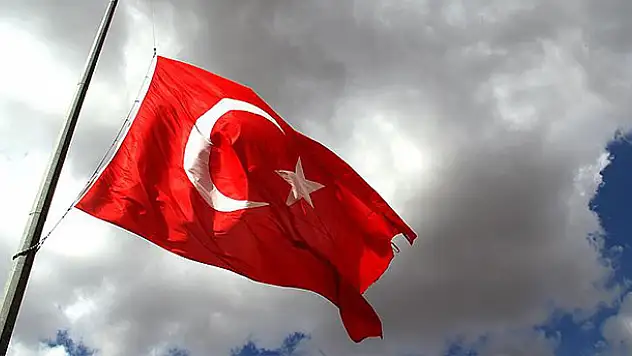 Türkiye 3 gün süreyle ulusal yas ilan etti!