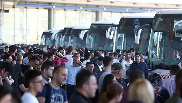 Türkiye bayramda yollara düştü