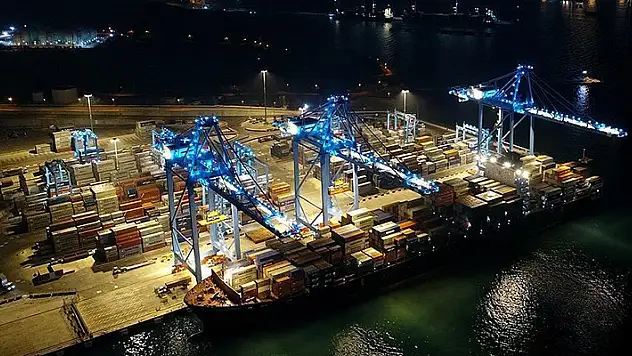 Türkiye büyümede OECD'de birinci, G20'de ikinci
