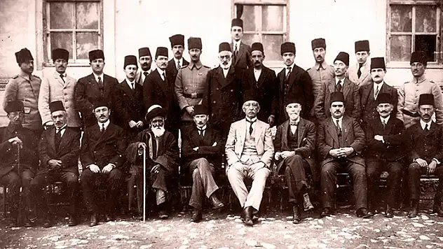 Türkiye Cumhuriyeti'nin temellerinin atıldığı Sivas Kongresi 105 yaşında
