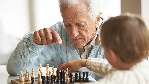 Türkiye'de erkekler ortalama 60 yaşında emekli oluyor