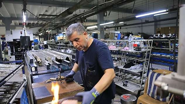 Türkiye'de geliştirildi! Ayakkabı üretiminde ezber bozan makine