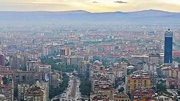 Türkiye'de Konya nüfusuna kayıtlı 2 milyon 603 bin 448 kişi yaşıyor