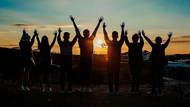 Türkiye'de nüfusun 12,9 milyonu genç
