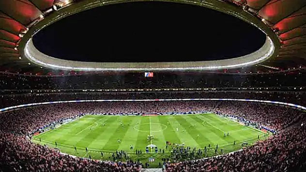 Türkiye'de oynanacak Devler Ligi finali ile ilgili UEFA'dan açıklama: Yaptırım için erken