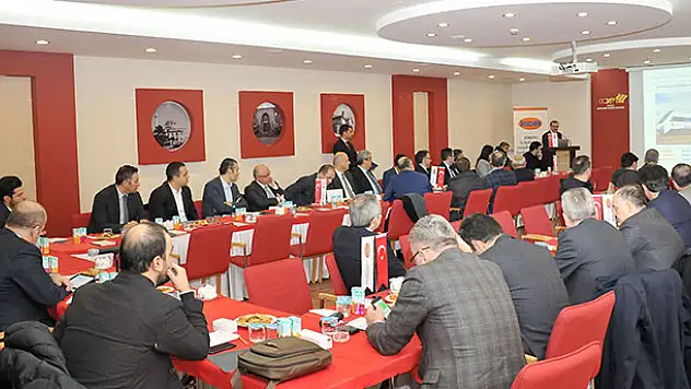 Türkiye'deki iş makinesi üreticileri Konya'da buluştu