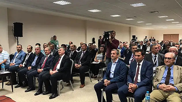 Türkiye'deki itfaiye yöneticileri Konya'da buluştu