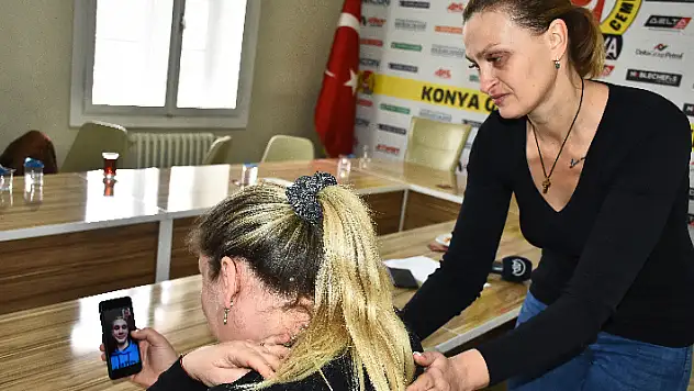 Türkiye'deki Ukraynalıların endişeli bekleyişi sürüyor
