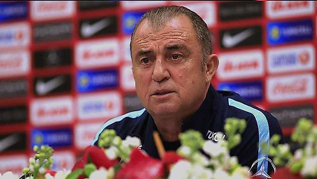 Türkiye Futbol Direktörü Terim: Bizi bölemez birliğimizi bozamazsınız