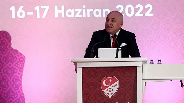 Türkiye Futbol Federasyonunun yeni başkanı Mehmet Büyükekşi oldu
