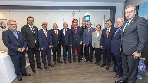 Türkiye Gazeteciler Konfederasyonu'ndan BİK Genel Müdürü Abdülkadir Çay'a ziyaret