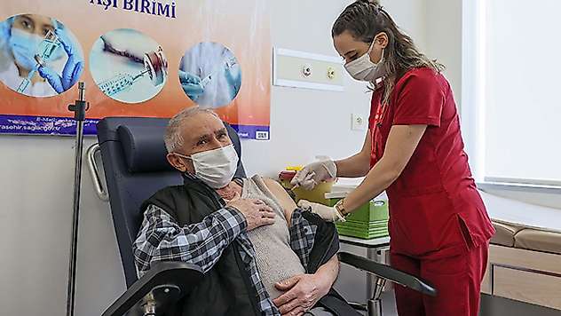 Türkiye genelinde aşılanan vatandaş sayısı 2 milyonu geçti! Konya'da 49 bin 916 kişi aşılandı