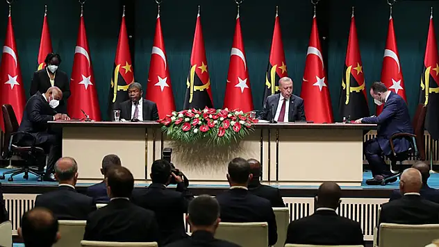 Türkiye ile Angola arasında 10 anlaşma imzalandı