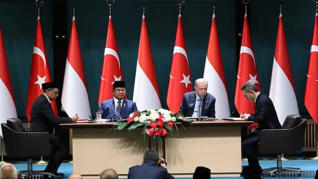 Türkiye ile Endonezya arasında 3 anlaşma imzalandı