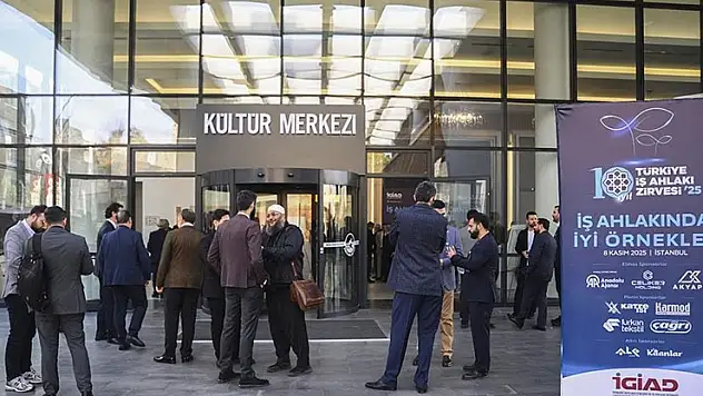 Türkiye İş Ahlakı Zirvesi gerçekleştirildi