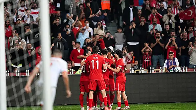 Türkiye Karadağ'ı tek golle yendi

