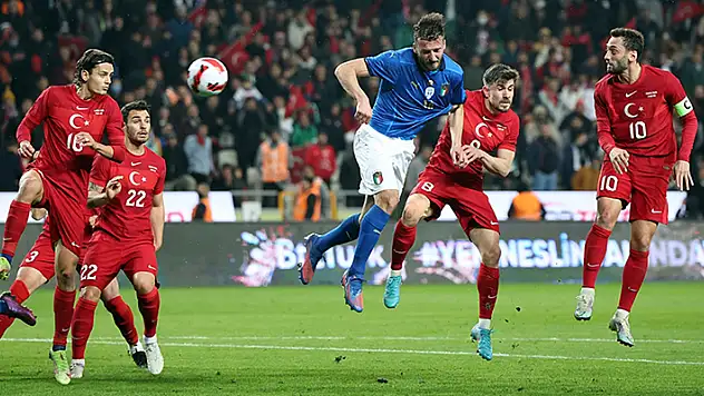 Türkiye, Konya'da oynanan özel maçta İtalya'ya 3-2 yenildi
