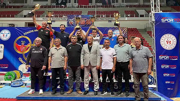 Türkiye Kulüpler Halter Şampiyonası Konya'da sona erdi
