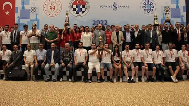 Türkiye Kulüpler Satranç Şampiyonası Konya'da tamamlandı
