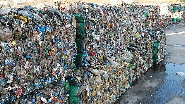 Türkiye'nin atık plastik ambalaj ithalatında yasak 28 gün sonra uygulanacak
