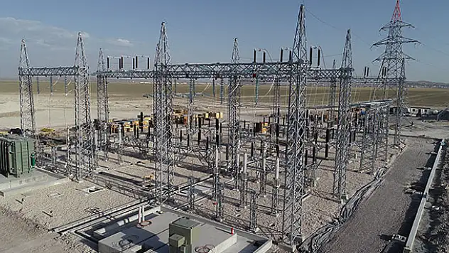 Türkiye'nin en büyük güneş enerjisi santrali Konya'da kuruluyor!  Panel montajı temmuzda