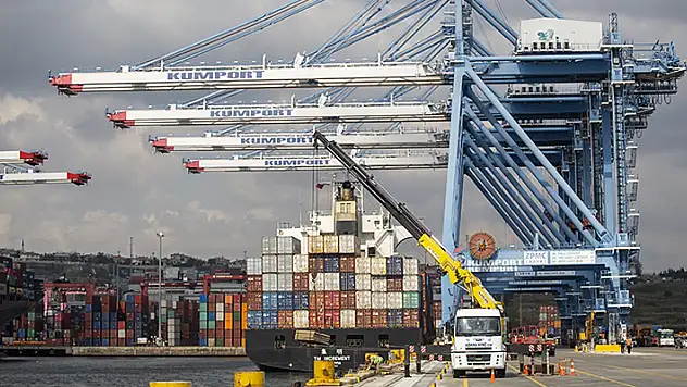 Türkiye'nin ihracatı martta 23 milyar 595 milyon dolar oldu
