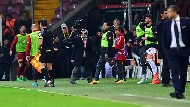 Türkiye'nin ilk kadın saha komiseri TT Arena'da görevdeydi