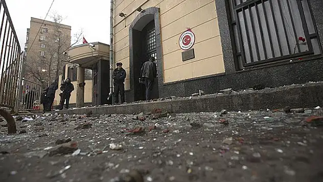 Türkiye'nin Moskova Büyükelçiliğine saldırı