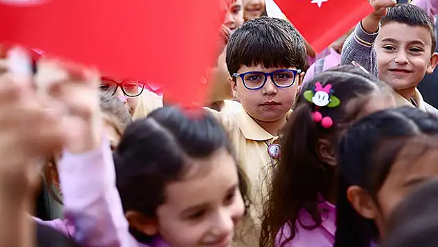 Türkiye'nin öğrenci sayısı 143 ülkenin nüfusunu aştı
