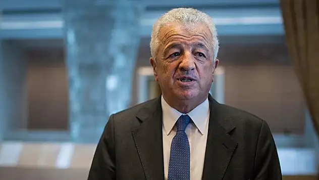 Türkiye'nin Paris Büyükelçisi Akil, Fransız gazetecilere PKK terörünü anlattı