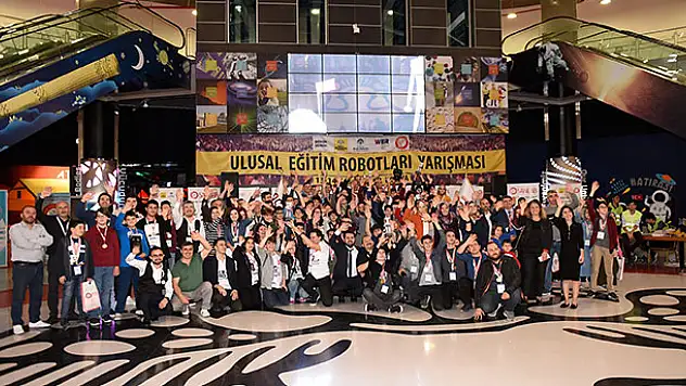 Türkiye'nin Robotları Konya Bilim Merkezi'nde yarıştı