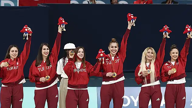 Türkiye, Paris 2024'te altın madalya rekoru kırdı
