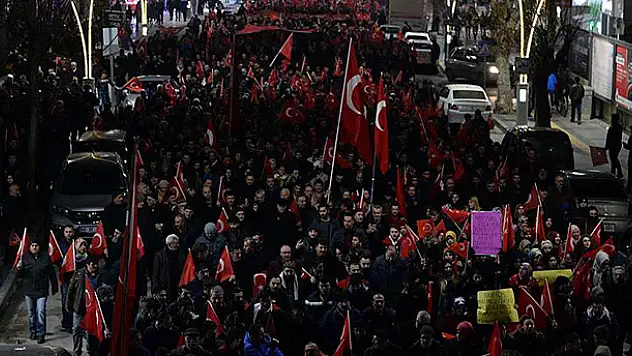 Türkiye teröre karşı tek yürek oldu