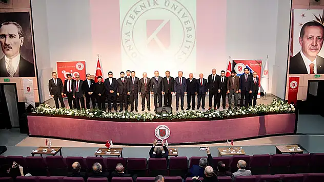 Türkiye ve Bölgesindeki Güvenlik Konuları Konferansı KTÜN'de gerçekleştirildi
