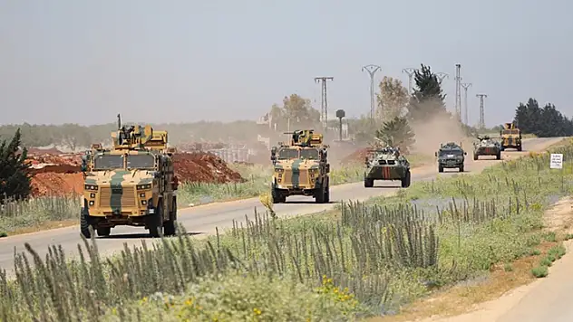 Türkiye ve Rusya'nın, Barış Pınarı Harekat Bölgesi'nde birleşik kara devriyesi yeniden başlatıldı
