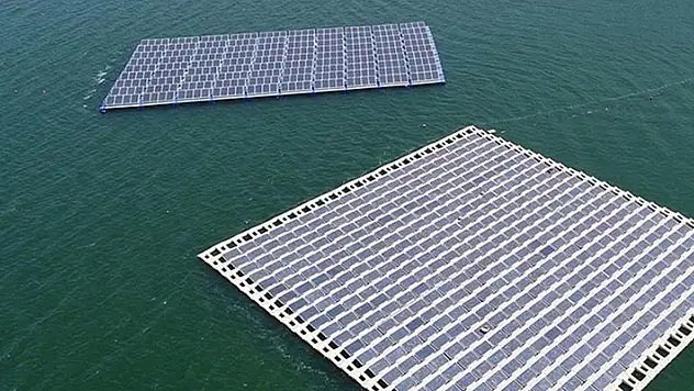 Türkiye yenilenebilir enerjide 'yüzer GES' ile yeni döneme hazırlanıyor
