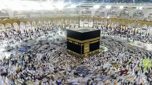 Türkiye'de 1,6 milyondan fazla kişi hac kaydını yeniledi