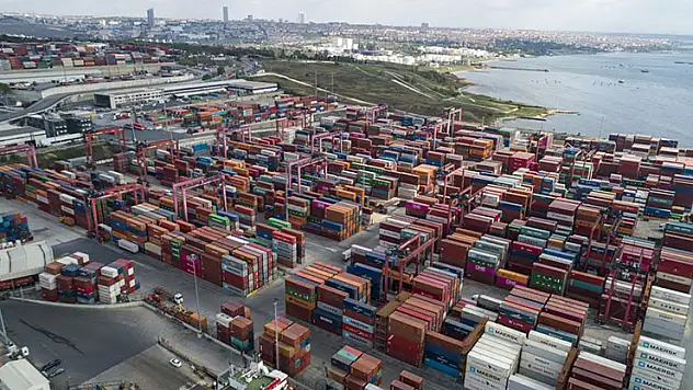 Türkiye'den komşularına 10 ayda 23 milyar dolarlık ihracat