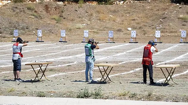 Türkiye'nin atış tutkunları Konya'da buluştu

