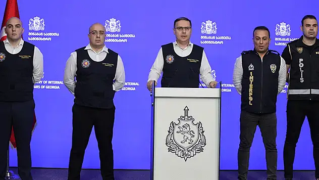Türkiye'nin kırmızı bültenle aradığı 12 kişi Gürcistan'da gözaltına alındı
