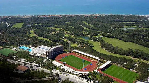 Türkoğlu yetenek kampı Gloria Sports Arena'da