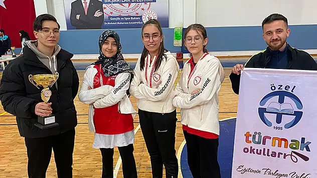 Türmak Koleji şampiyon oldu