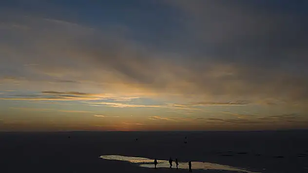 Tuz Gölü'nde gün batımı