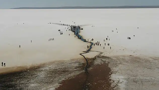 Tuz Gölü şifa turizminin merkezi haline geliyor
