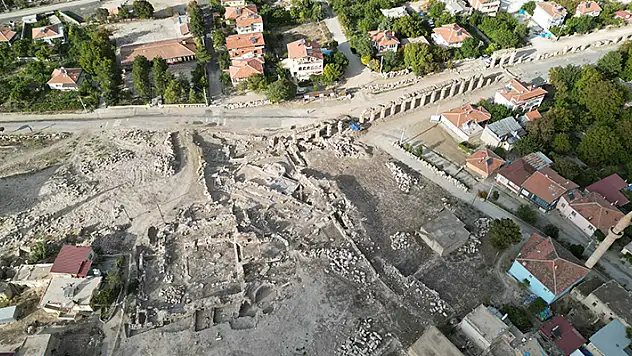 Tyana Antik Kenti'nden elde edilen eserler döneme ışık tutuyor
