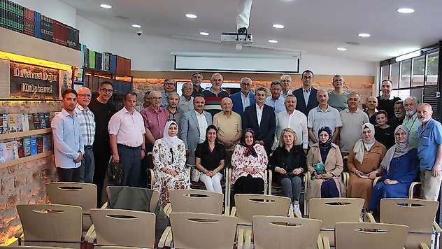 TYB Konya'da Divan-ı Kebir'deki 'Aşk' konuşuldu