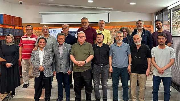 TYB Konya'da Tanpınar ve Yahya Kemal konuşuldu