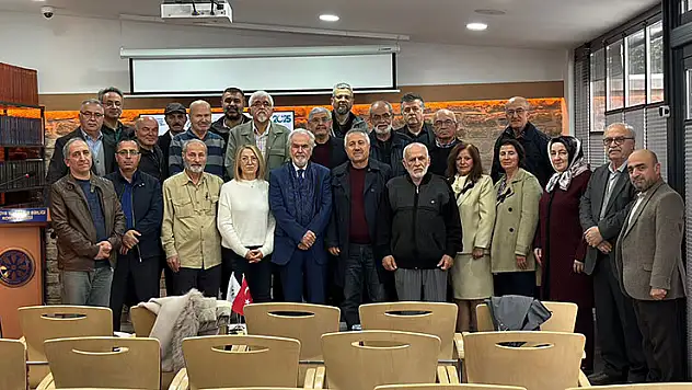 TYB Konya Şubesi'nde 'Mevsim Hep Acıbahar' konuşuldu