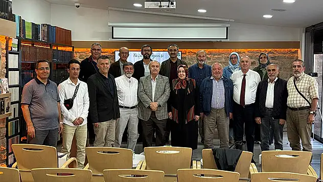 TYB'de 'Son Şeyhü'l Muharririn' anıldı